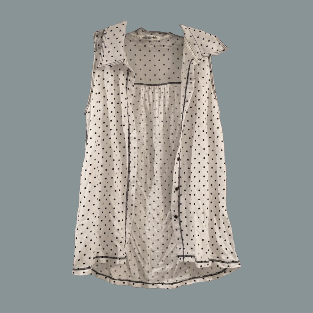 Aeropostale White Button-Up Tank w/ Navy Dots